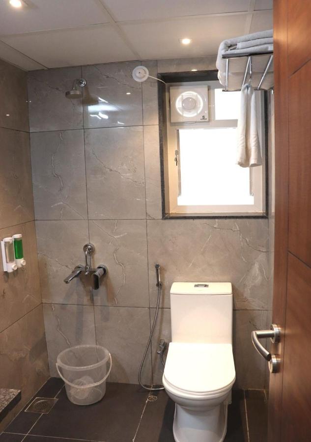 Sharman Suites Пуна Экстерьер фото
