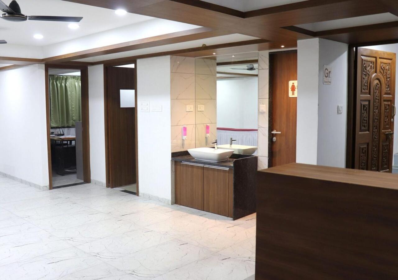 Sharman Suites Пуна Экстерьер фото