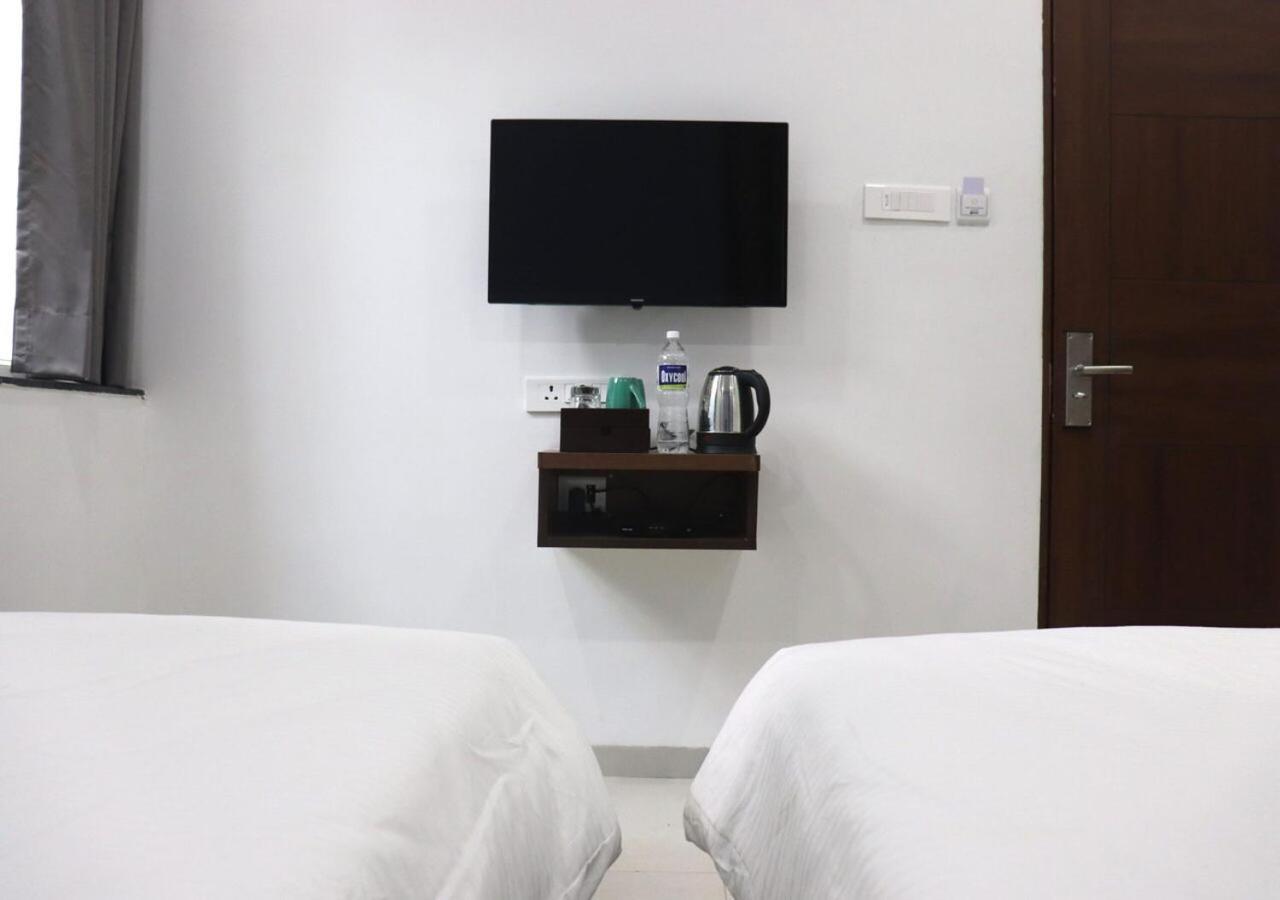 Sharman Suites Пуна Экстерьер фото