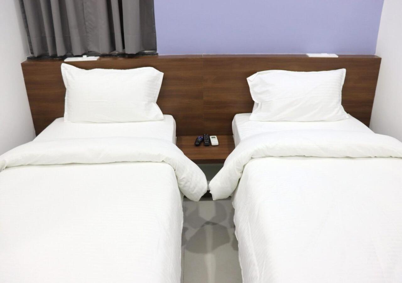 Sharman Suites Пуна Экстерьер фото
