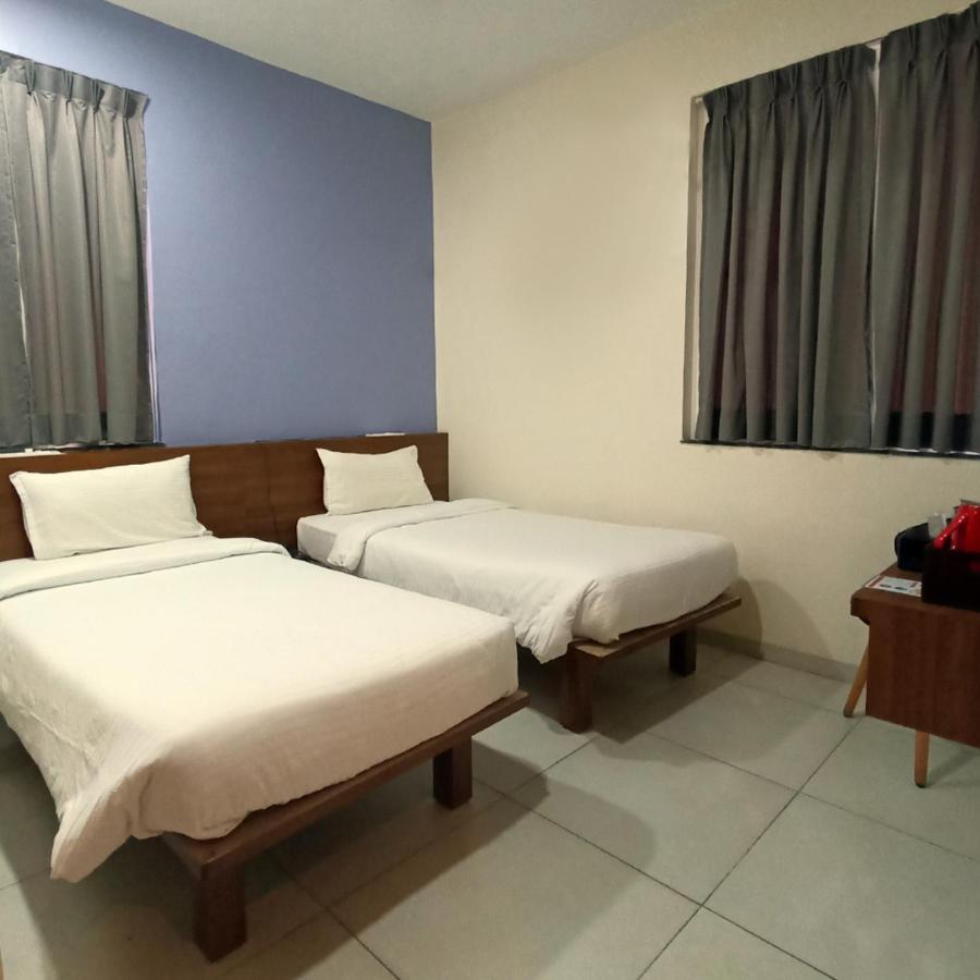 Sharman Suites Пуна Экстерьер фото