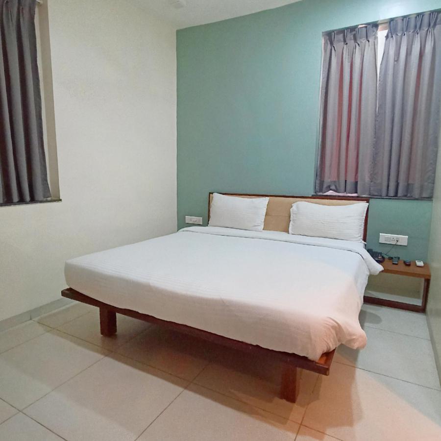 Sharman Suites Пуна Экстерьер фото